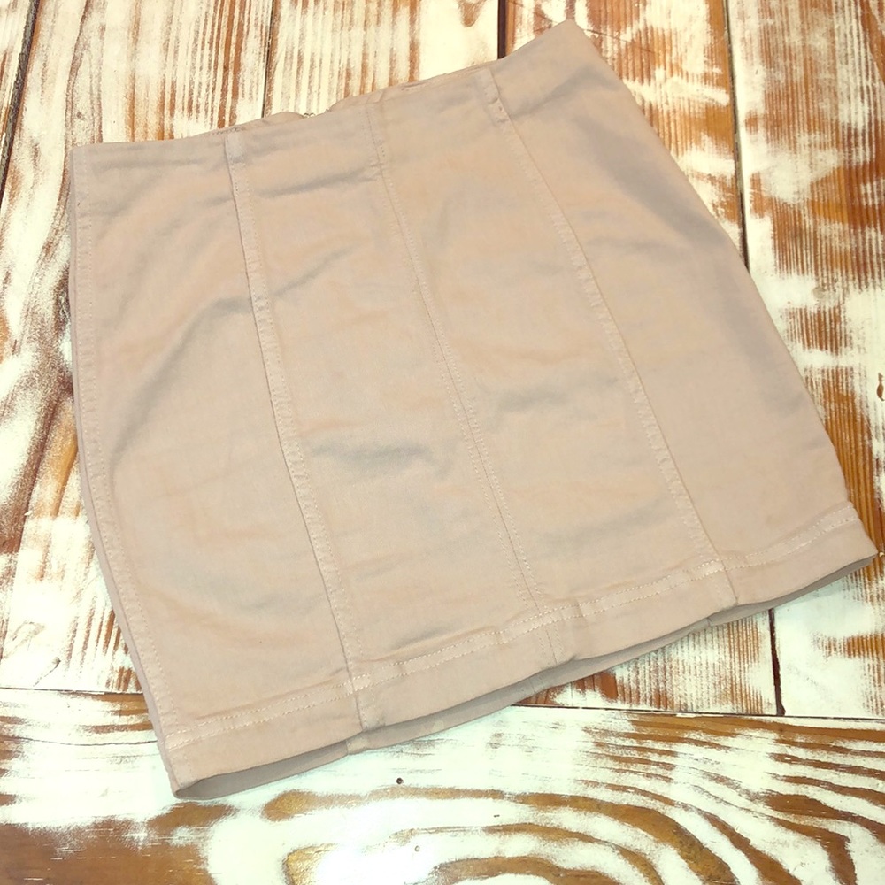 Free People Light Pink Stretch Mini Skirt Size 2